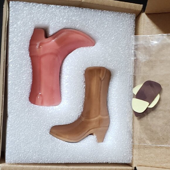 NEW Ceramic Cowboy Boots w Matches Holder Ceramic Box Striker Pink Tan Smokers - Picture 8 of 14